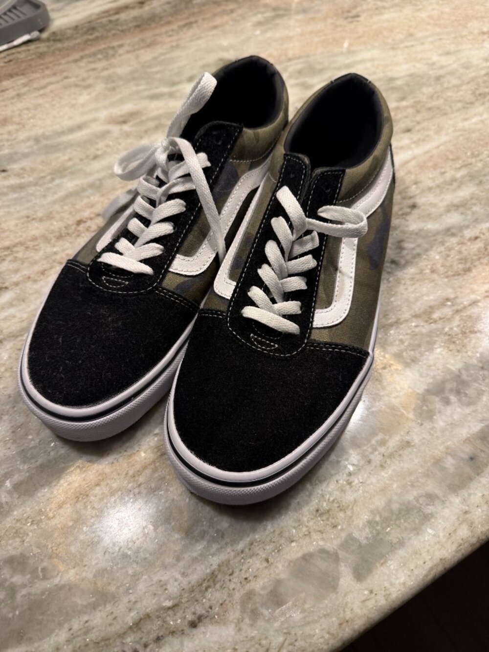Vans Old Skool Camo/Black 500714 size 9.5